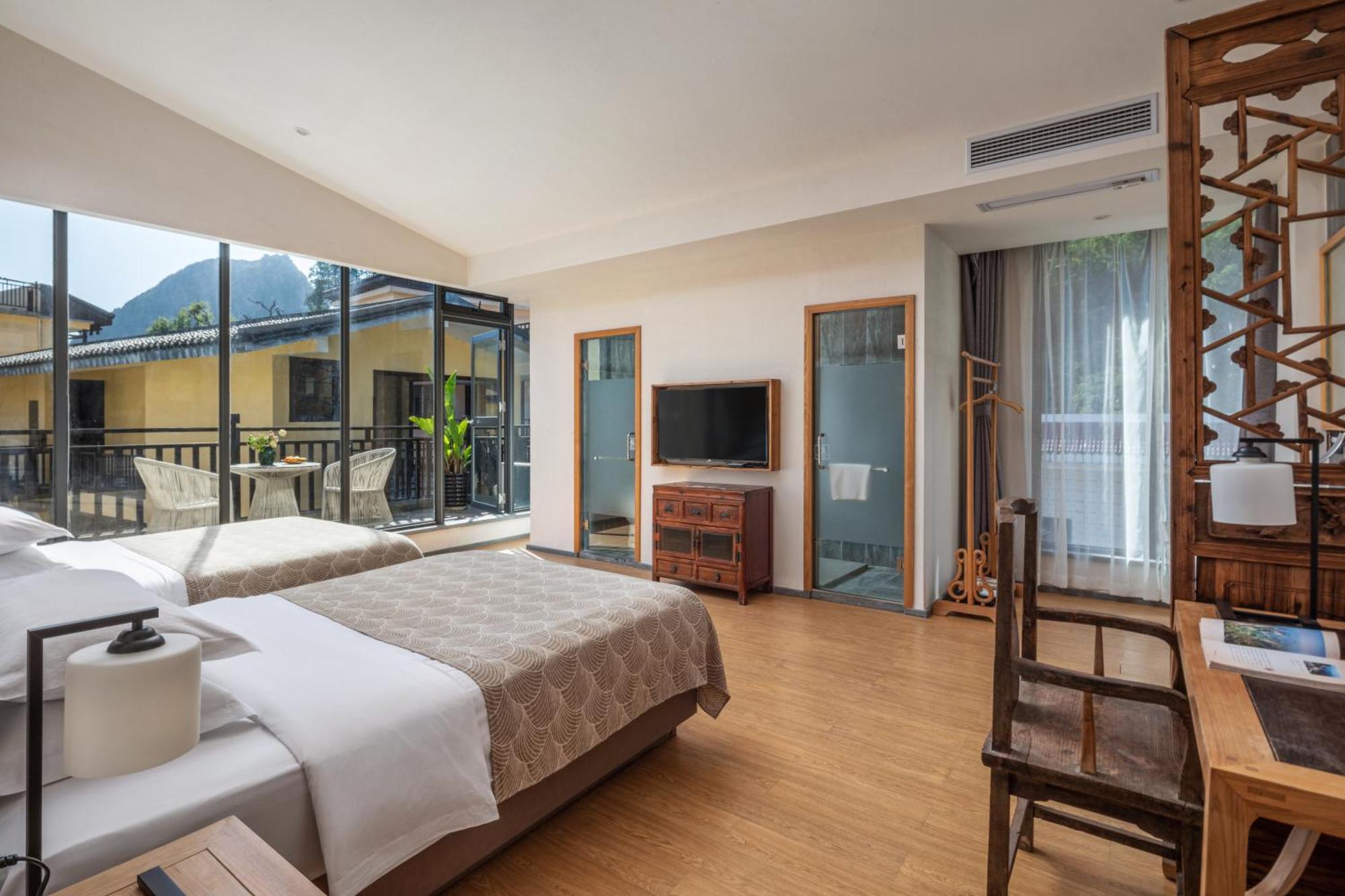 Guilin Heshe Lakeside Resort-Free Pick Up Service Stay Two Nights ภายนอก รูปภาพ