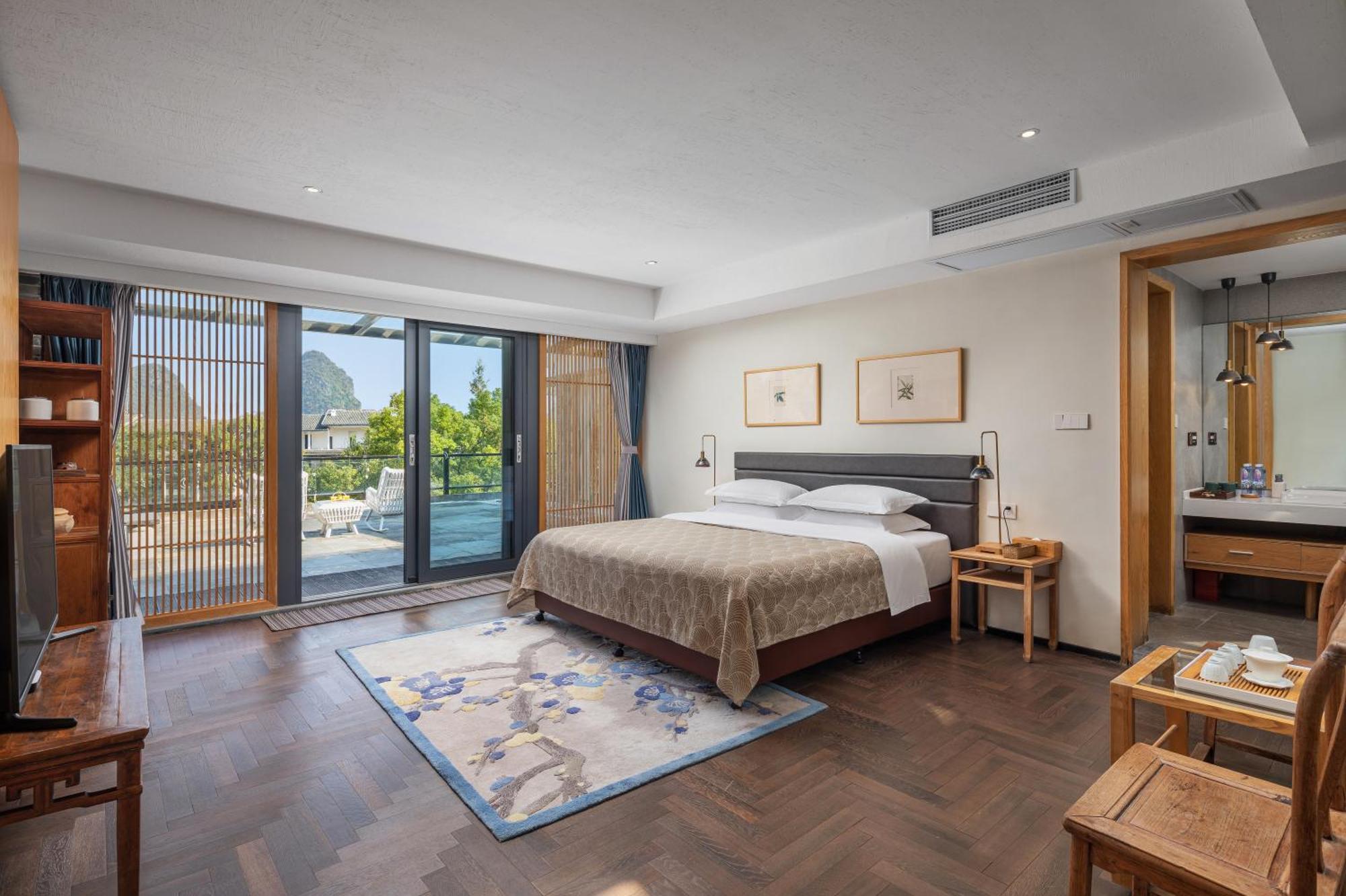 Guilin Heshe Lakeside Resort-Free Pick Up Service Stay Two Nights ภายนอก รูปภาพ